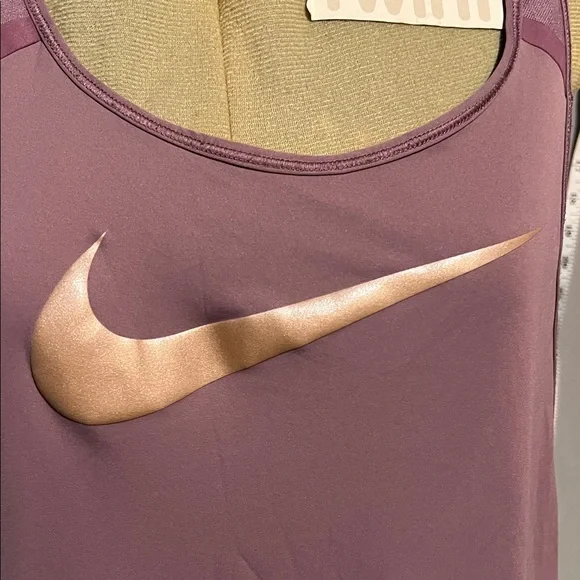 Nike Women's Plum Tank Top - Picture 3 of 10